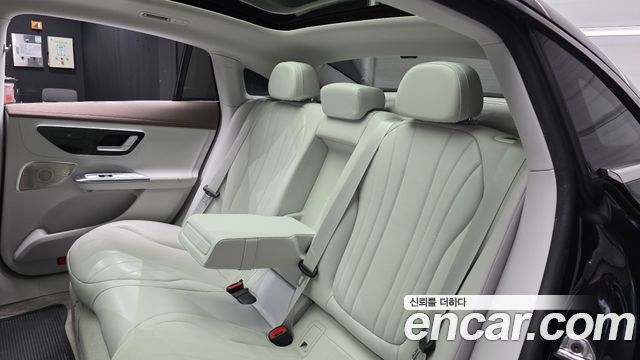 Mercedes-Benz EQE 2023