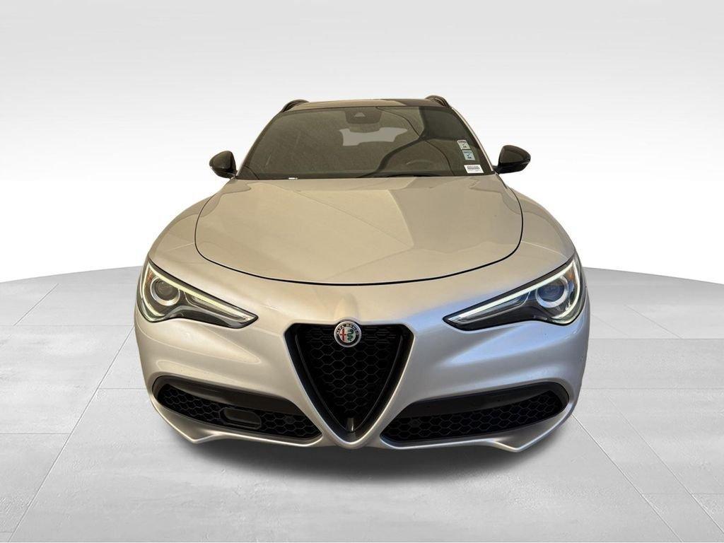 Alfa Romeo Stelvio 2021