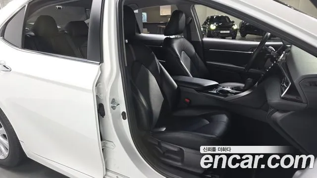 Toyota Camry 2020