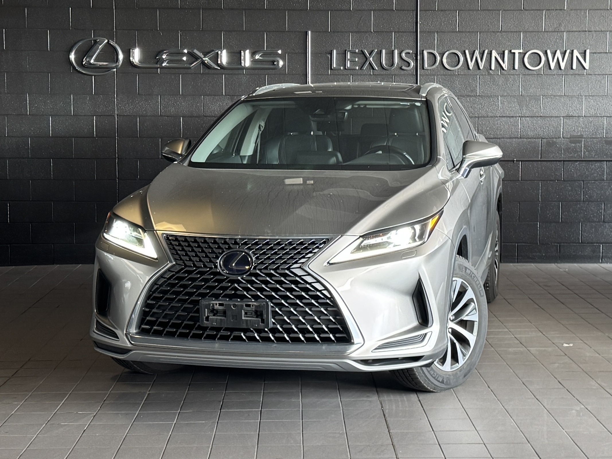 Lexus RX 2021