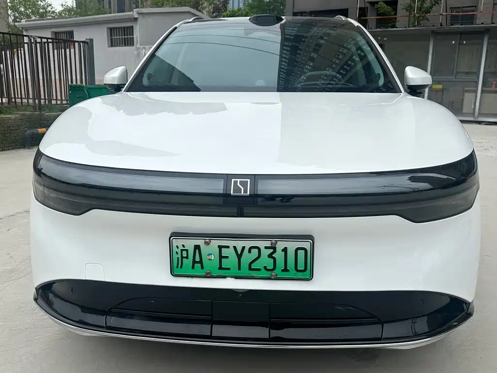 Zeekr 7X 2025