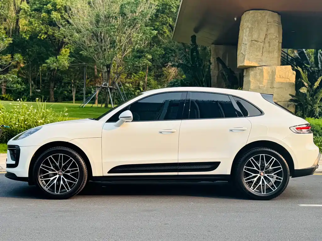 Porsche Macan 2023