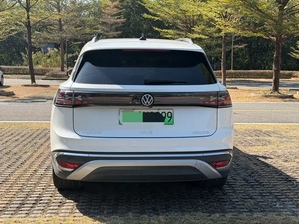 Volkswagen ID.6 2022