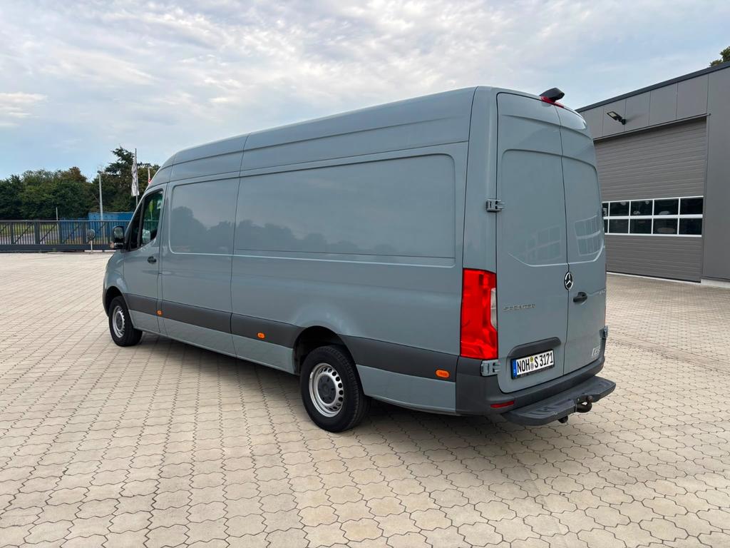 Mercedes-Benz SPRINTER 2021