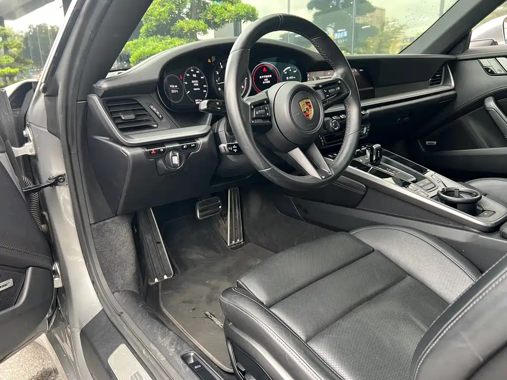 Porsche 911 2021