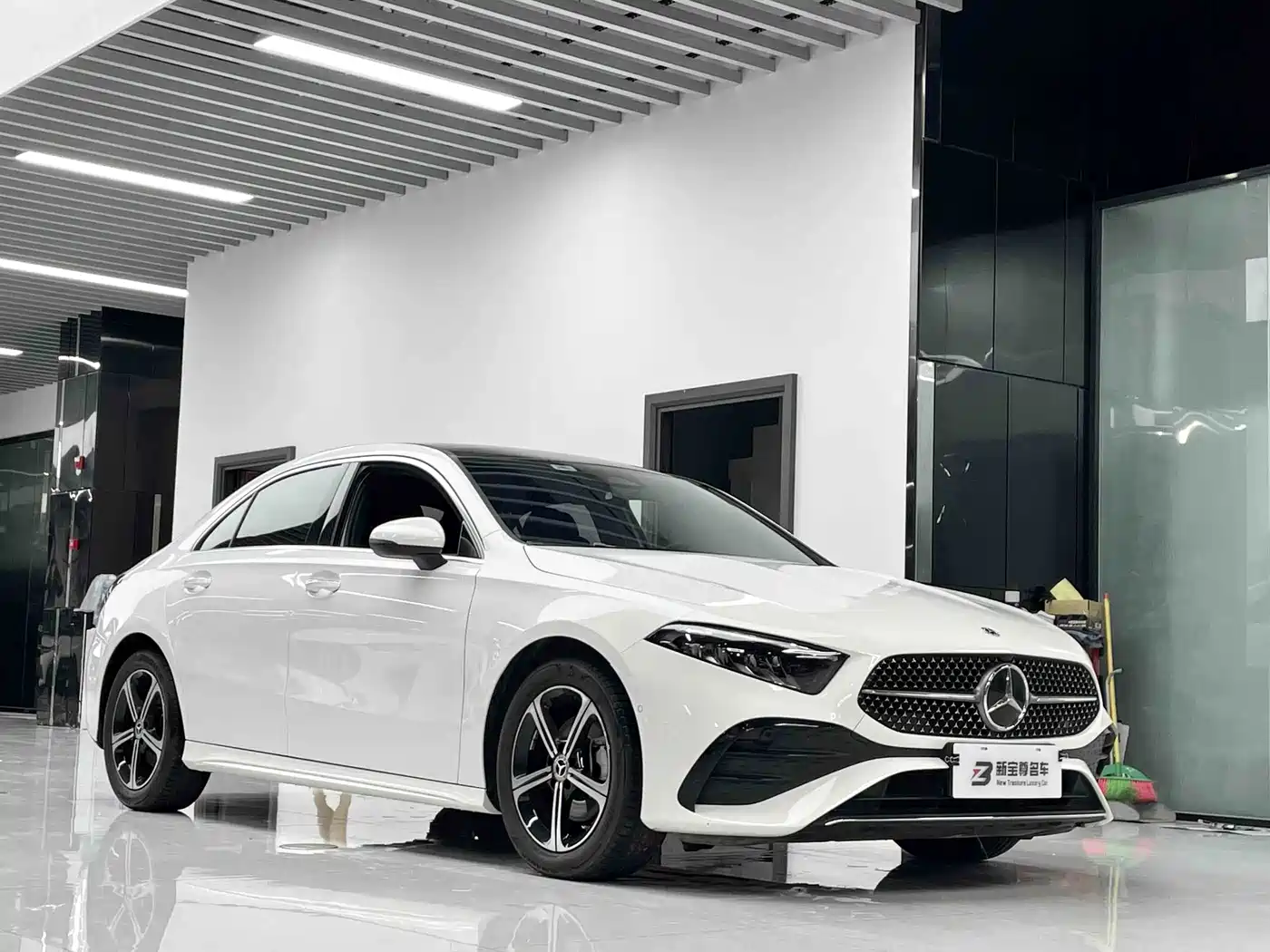 Mercedes-Benz A-Класс 2023