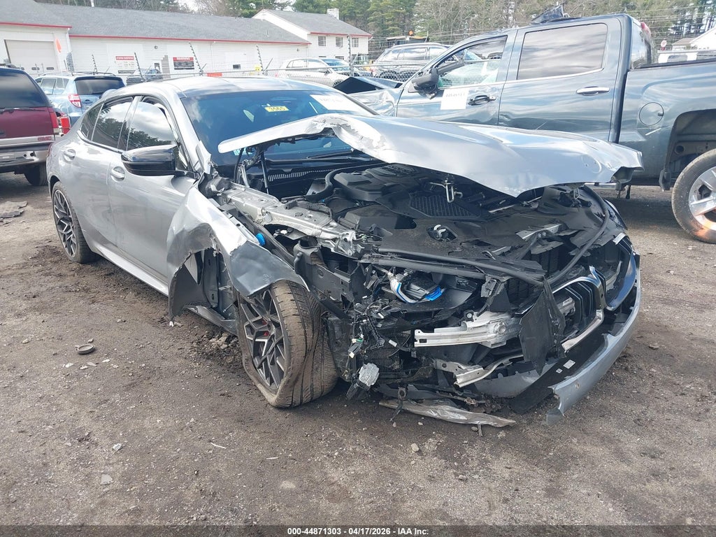 BMW M8 2023