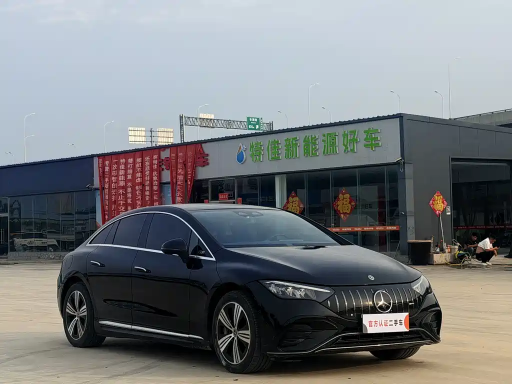 Mercedes-Benz EQE 2024