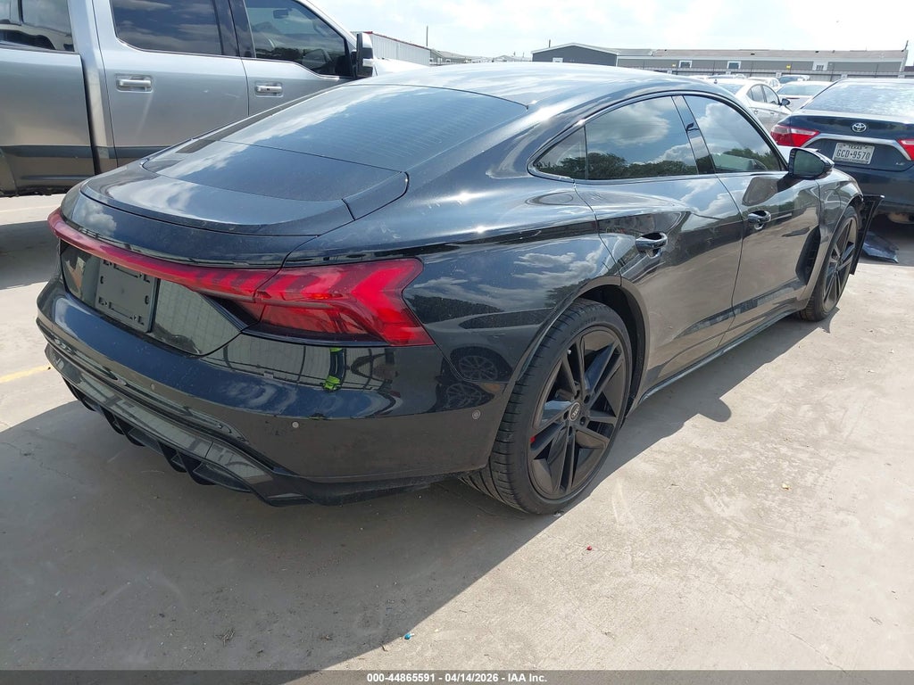 Audi RS e-tron GT 2023