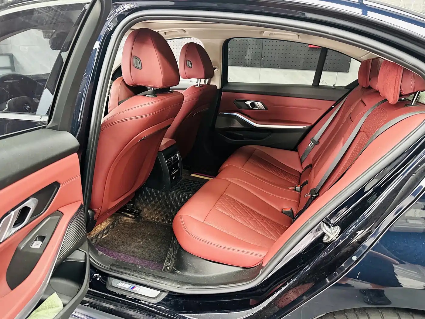 BMW 3 серии 2023