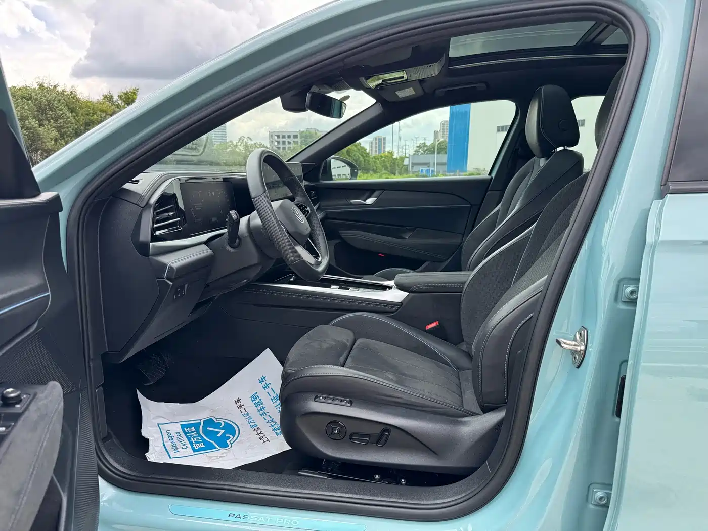 Volkswagen Passat 2024