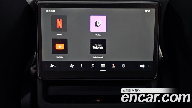Tesla Model 3 2025