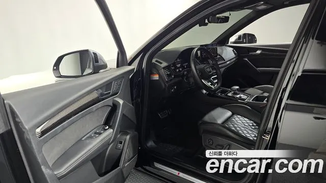 Audi SQ5 2022