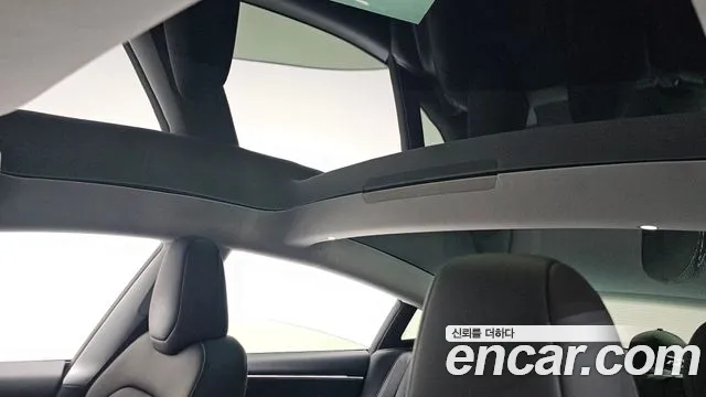 Tesla Model 3 2024