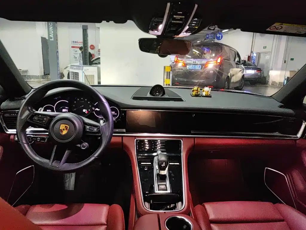 Porsche Panamera 2022