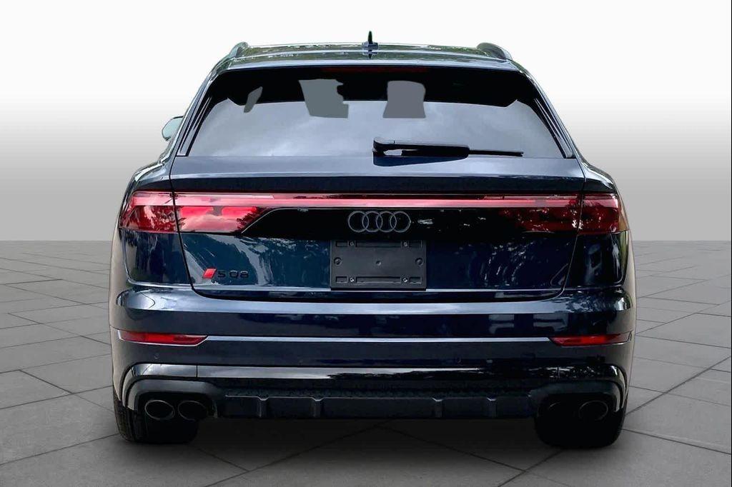 Audi SQ8 2024