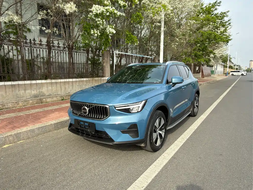 Volvo XC40 2023