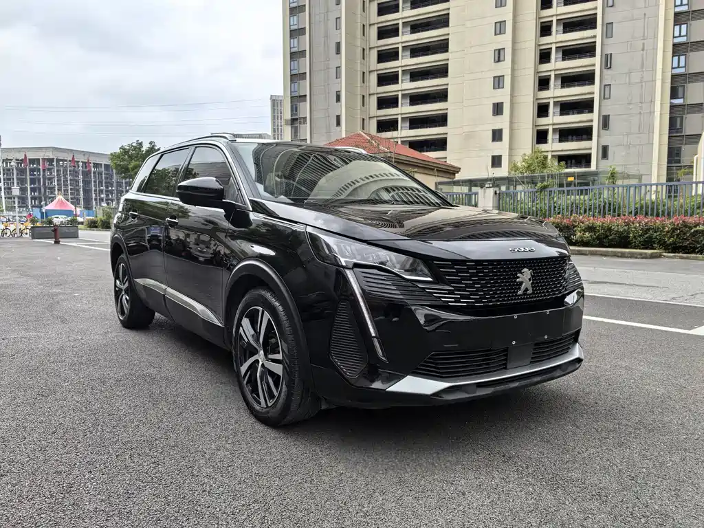 Peugeot 5008 2022