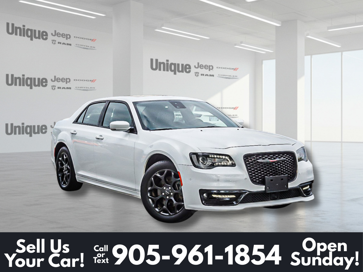 Chrysler 300 2023
