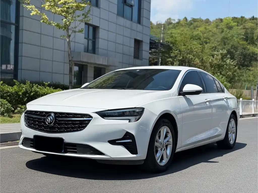 Buick Regal 2020