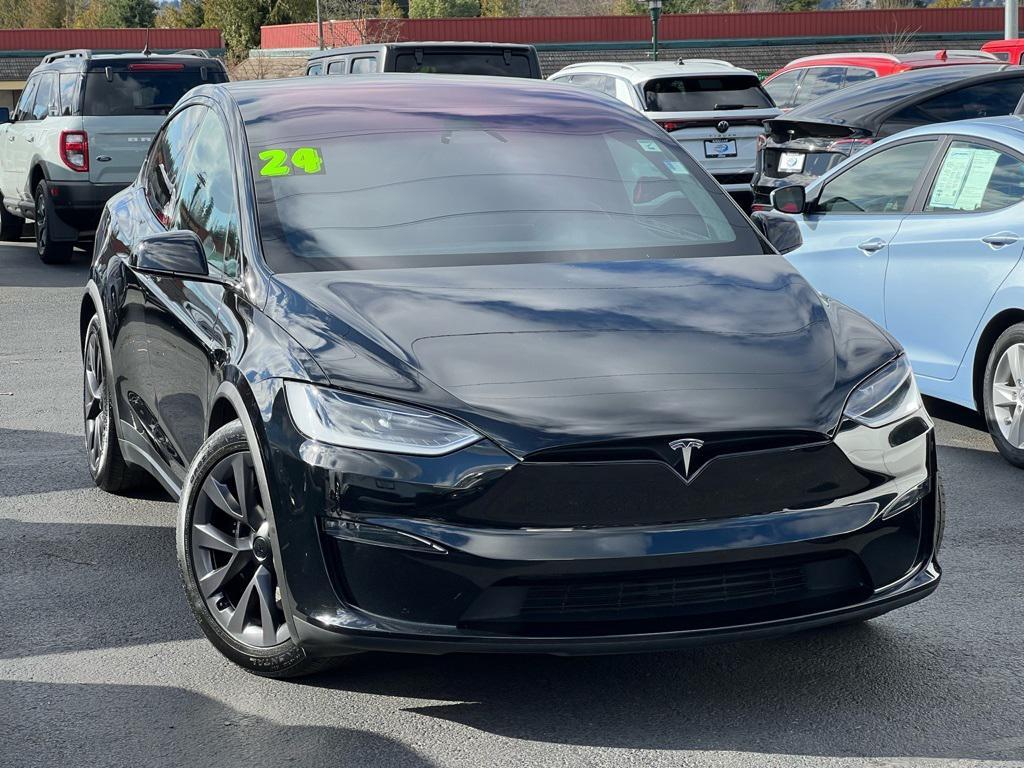 Tesla Model X 2024