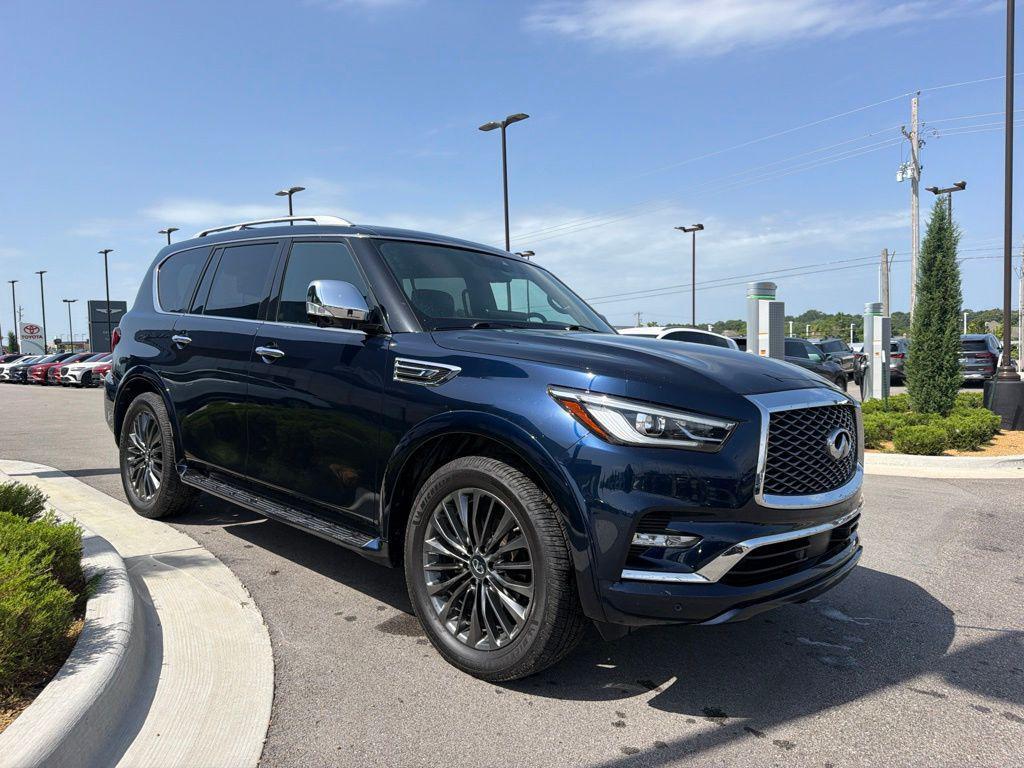 Infiniti QX80 2023