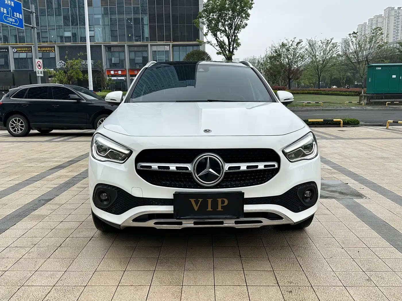 Mercedes-Benz GLA 2023