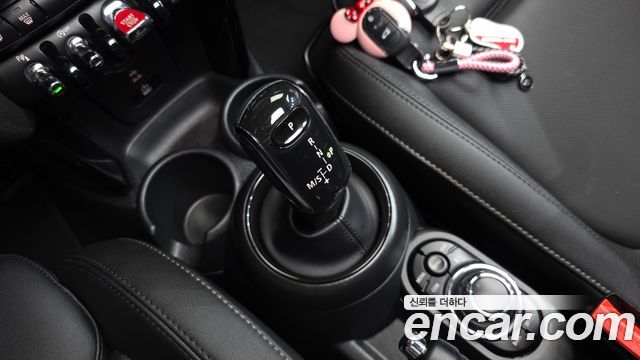 Mini COOPER 2024