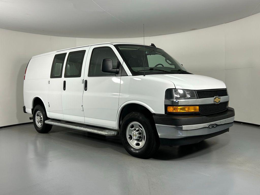 Chevrolet Express 2024