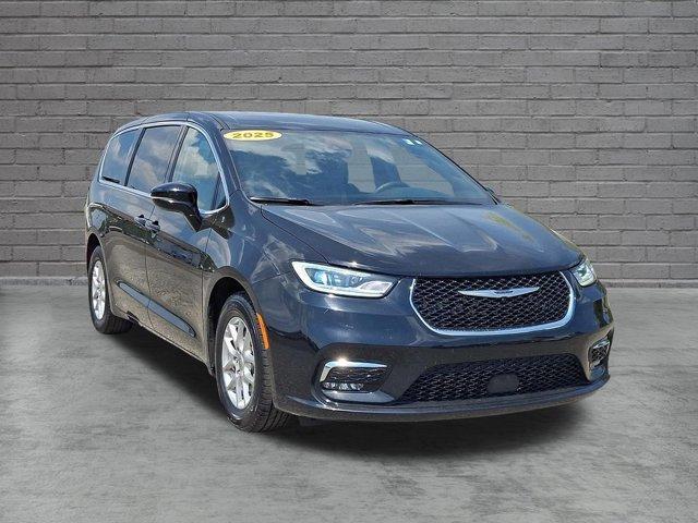 Chrysler Pacifica 2025