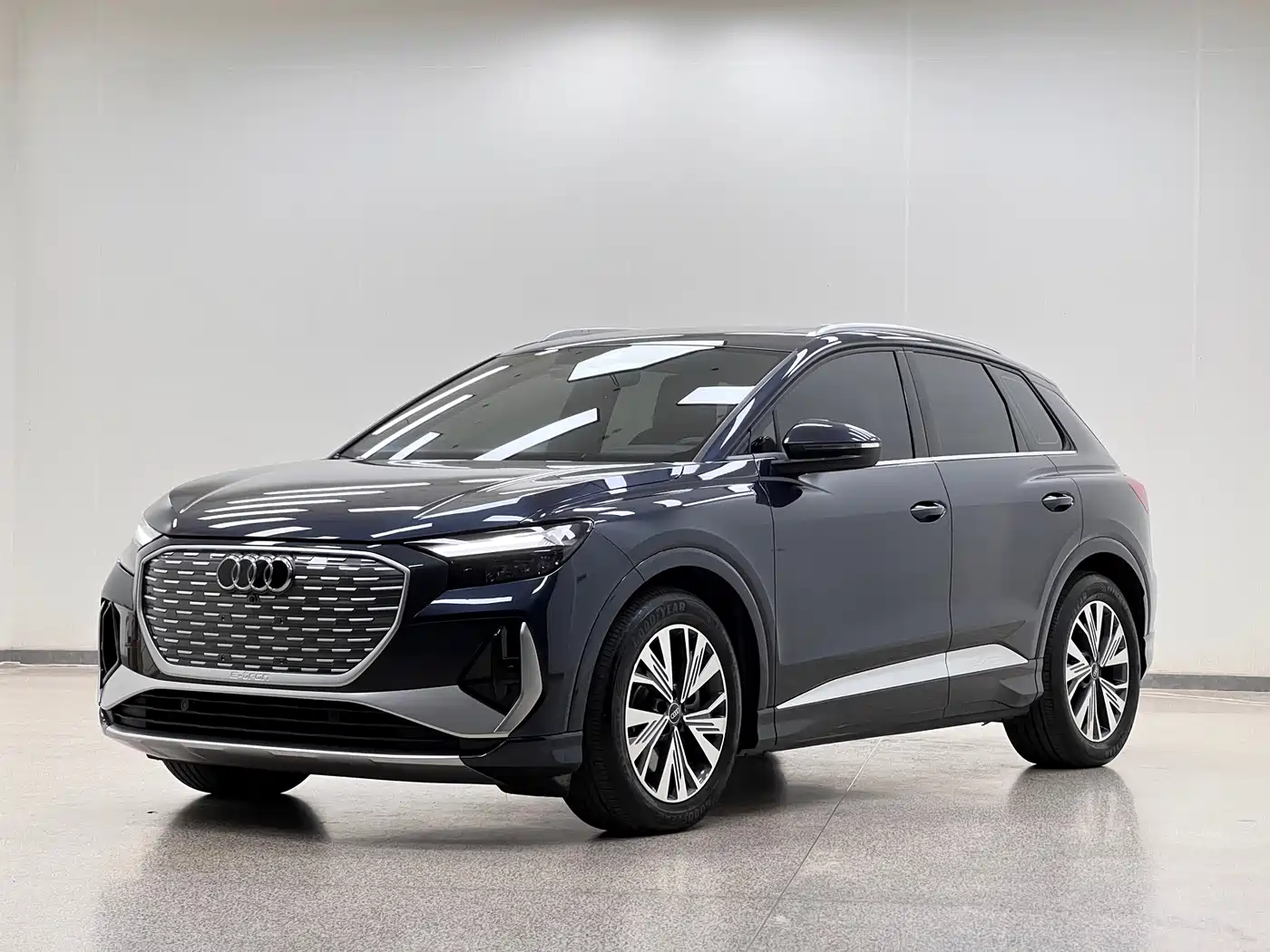 Audi Q4 e-tron 2023