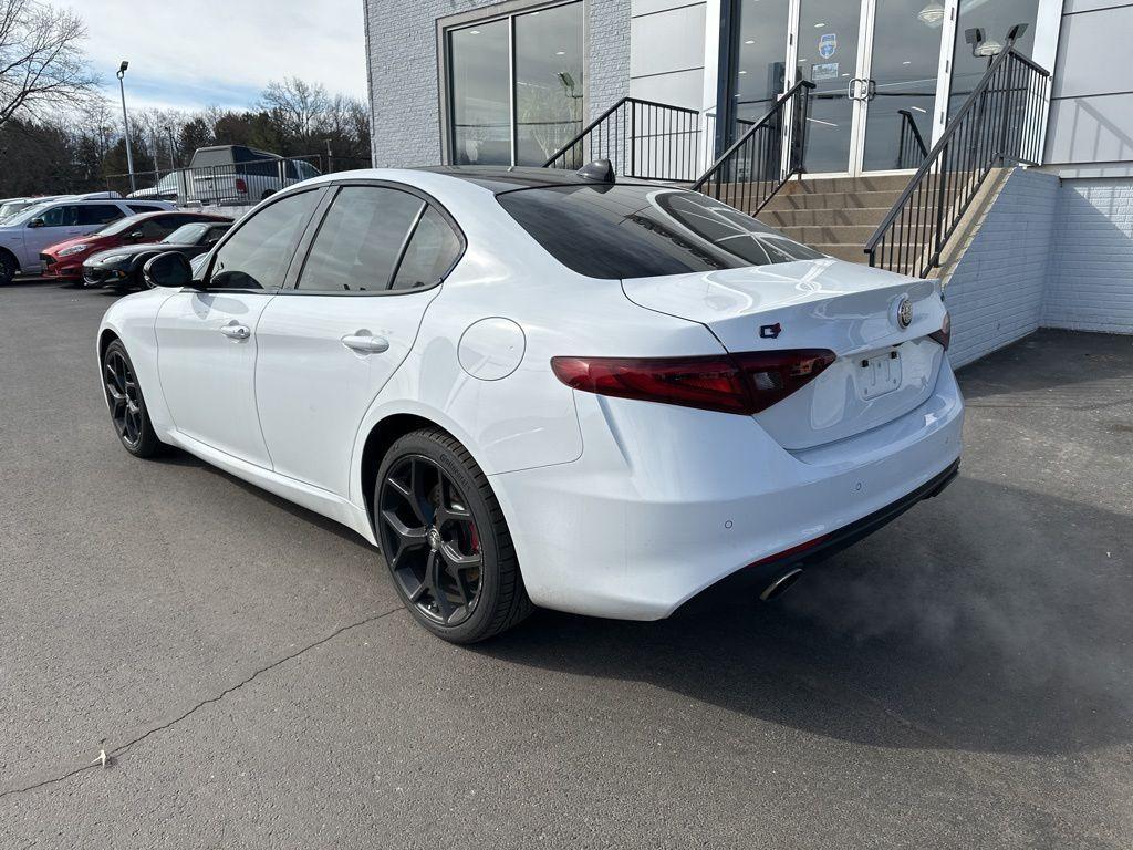 Alfa Romeo Giulia 2021