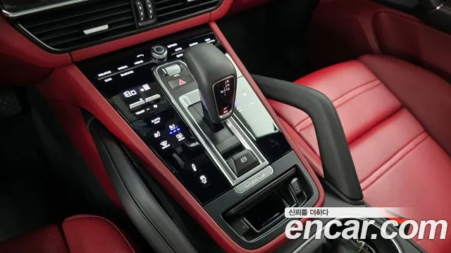 Porsche Cayenne 2022