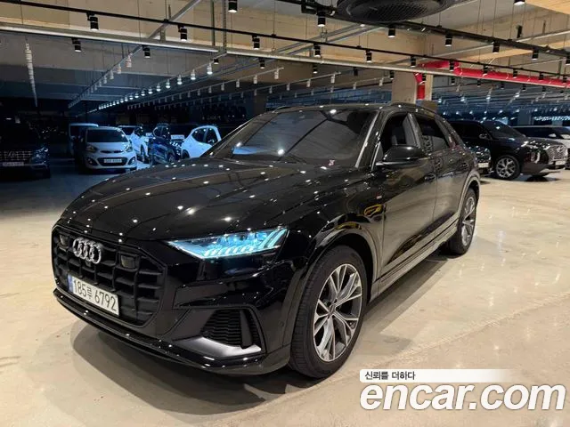 Audi Q8 2022