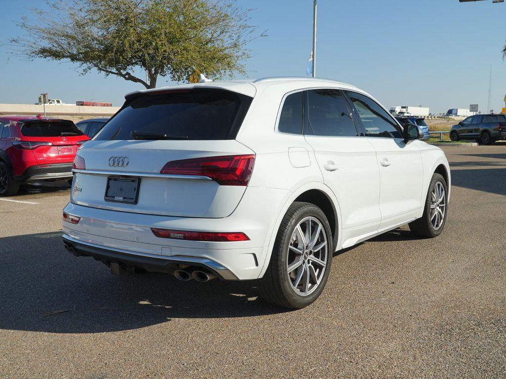 Audi SQ5 2022