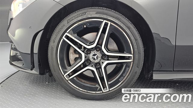Mercedes-Benz CLA 2021