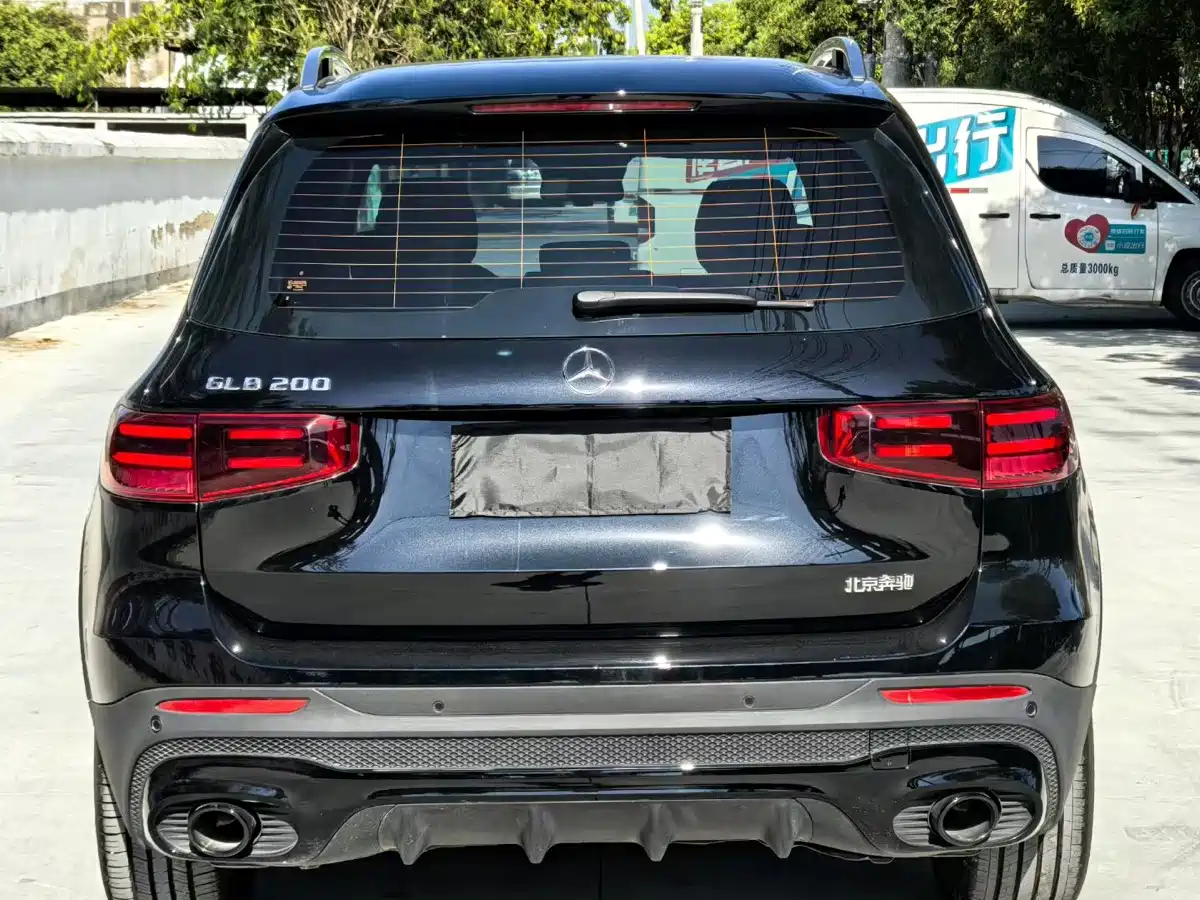 Mercedes-Benz GLB 2024