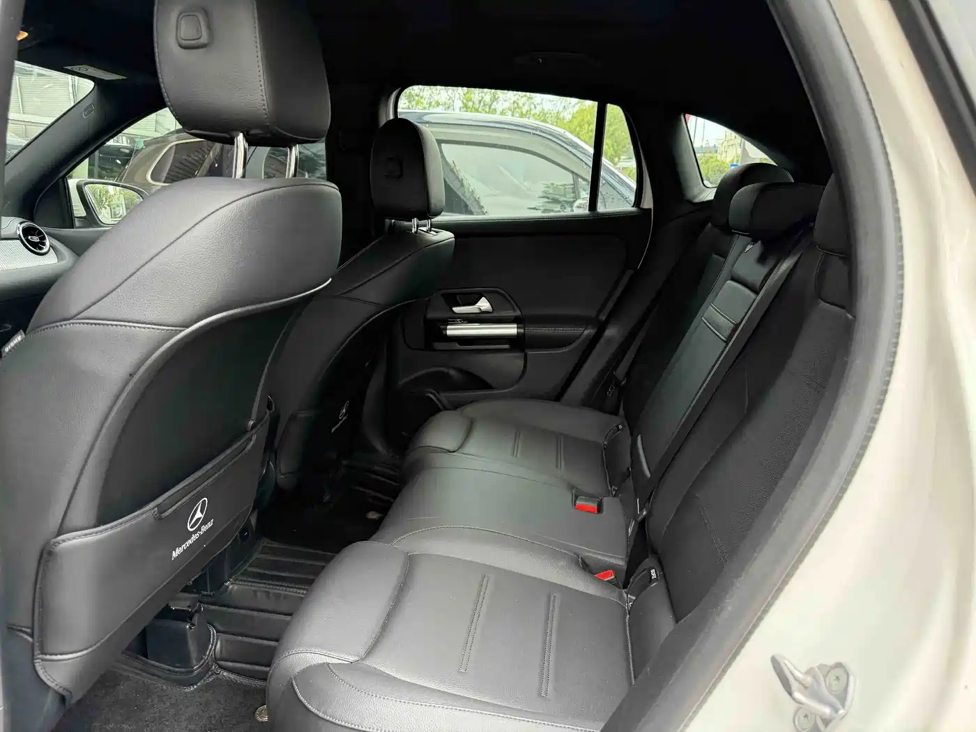 Mercedes-Benz GLA 2023