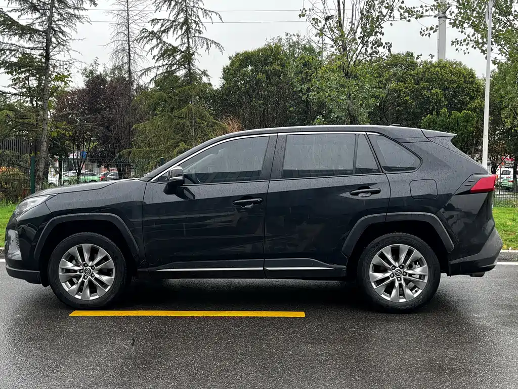 Toyota Wildlander 2023