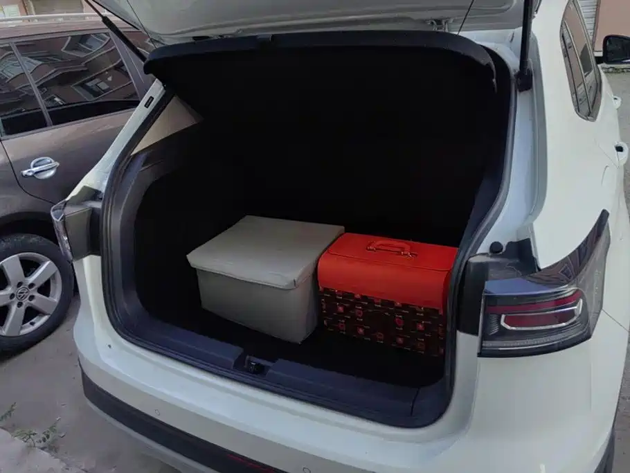 Volkswagen Tharu 2025