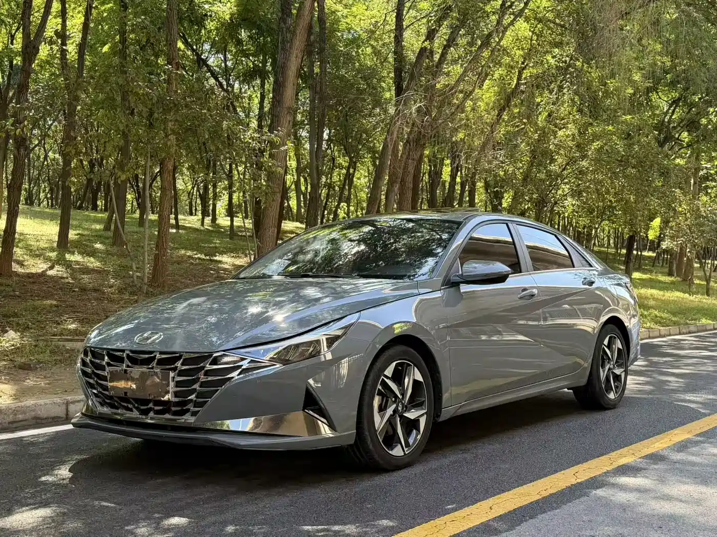Hyundai Elantra 2022
