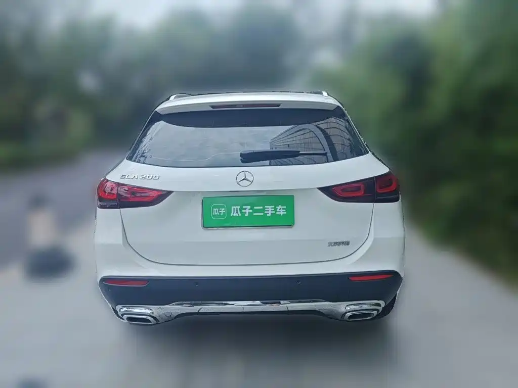 Mercedes-Benz GLA 2021