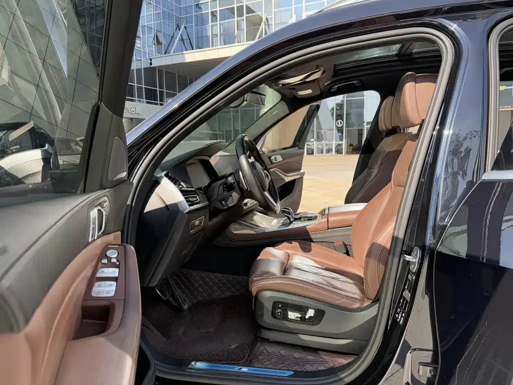 BMW X7 2020