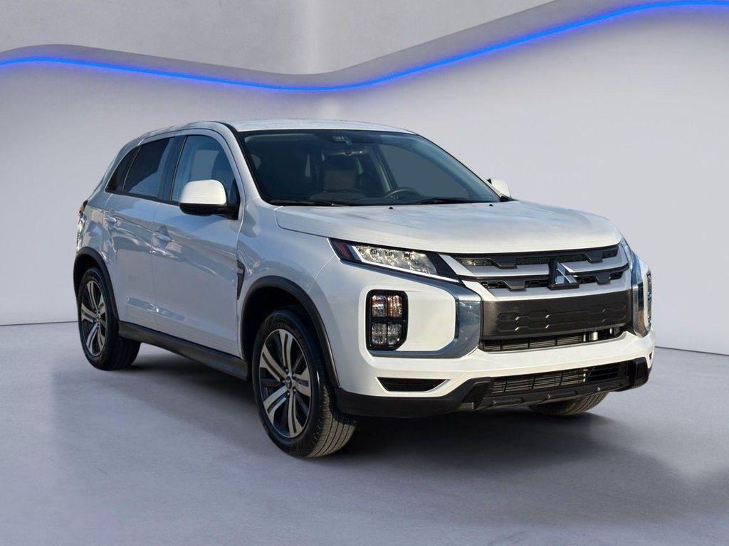 Mitsubishi Outlander Sport 2024