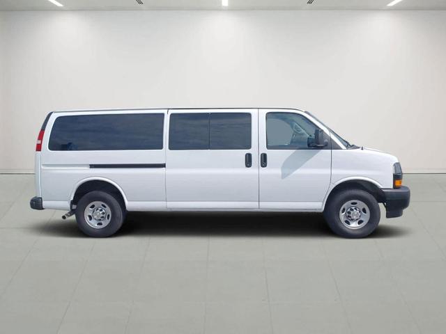 Chevrolet Express 2023