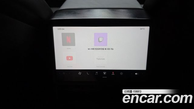 Tesla Model 3 2025
