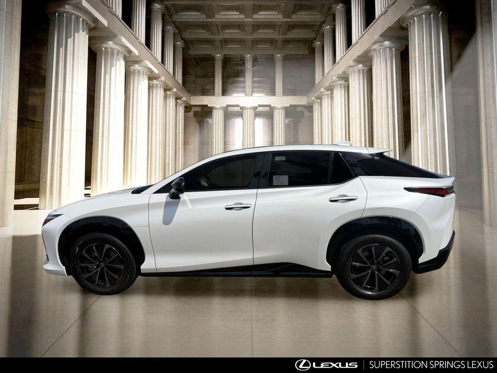 Lexus RZ 2026
