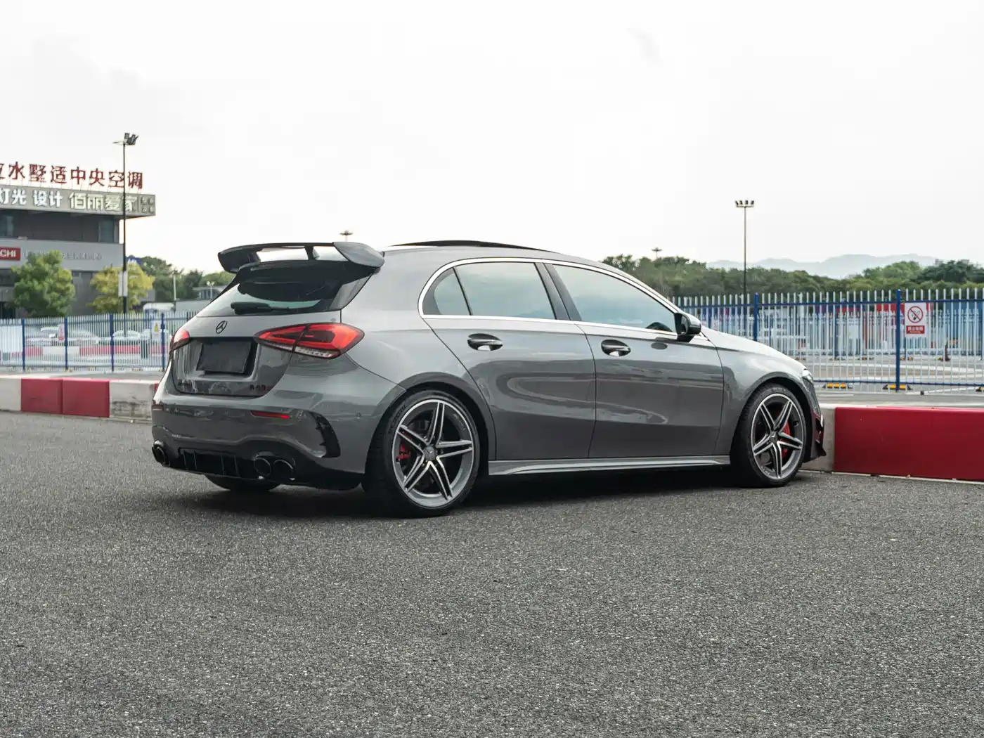 Mercedes-Benz A-Класс 2022