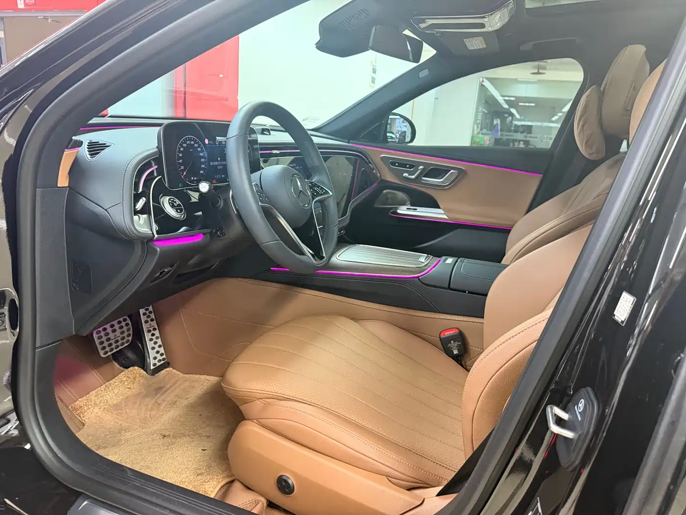 Mercedes-Benz E-Класс 2025