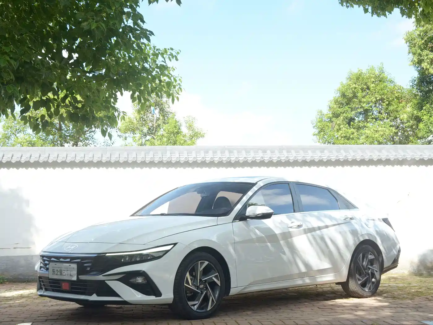 Hyundai Elantra 2024